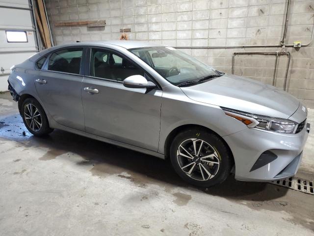 Photo 3 VIN: 3KPF24AD9PE653344 - KIA FORTE LX 