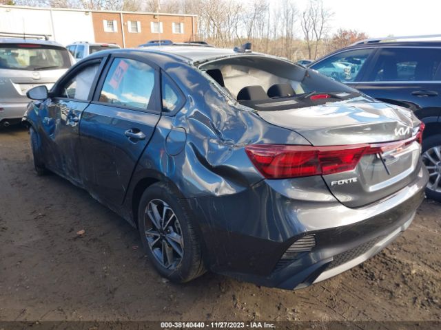 Photo 2 VIN: 3KPF24AD9PE675909 - KIA FORTE 