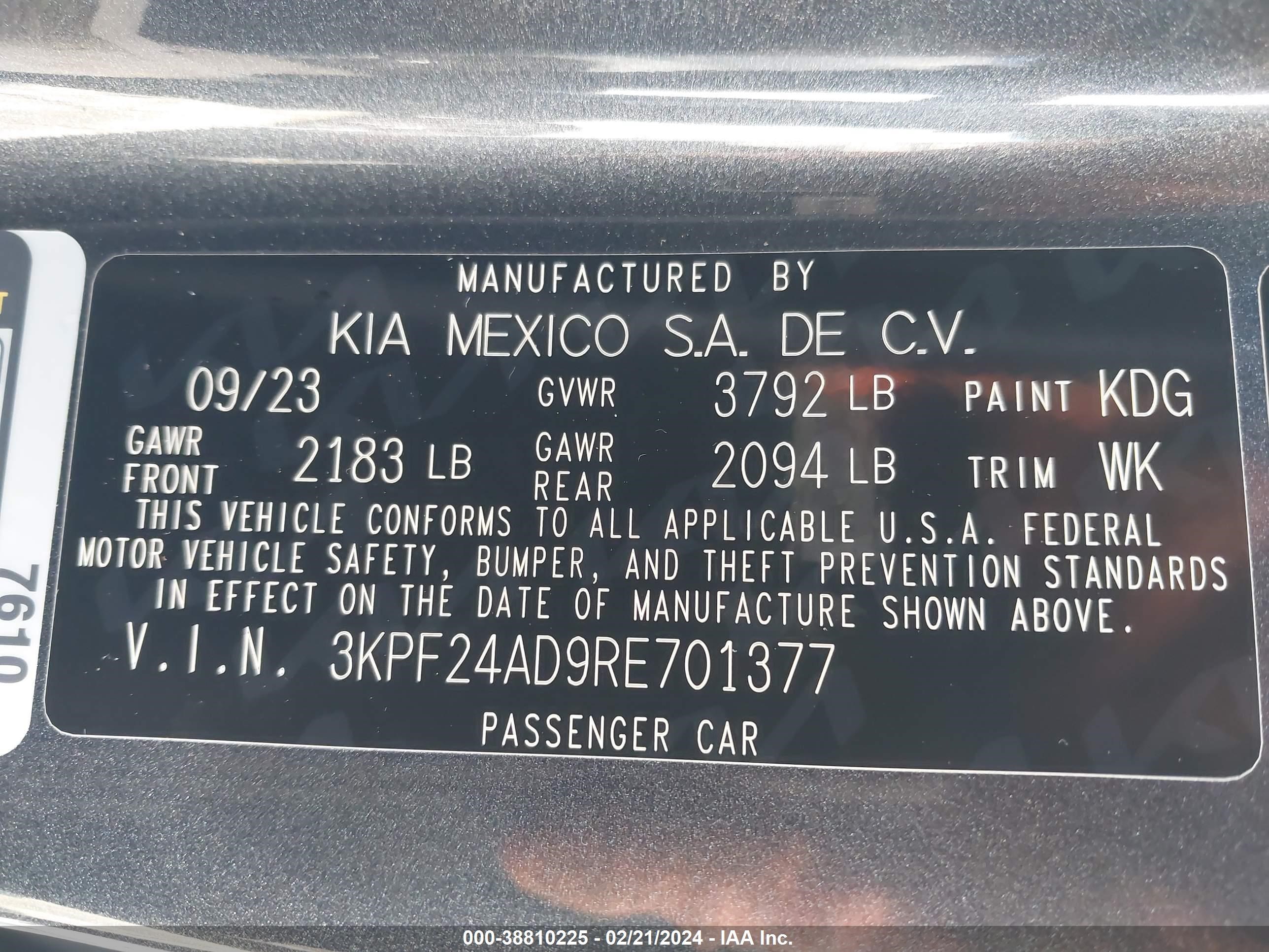 Photo 8 VIN: 3KPF24AD9RE701377 - KIA FORTE 