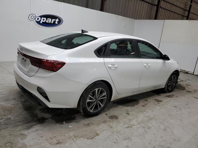 Photo 2 VIN: 3KPF24AD9RE743869 - KIA FORTE LX 