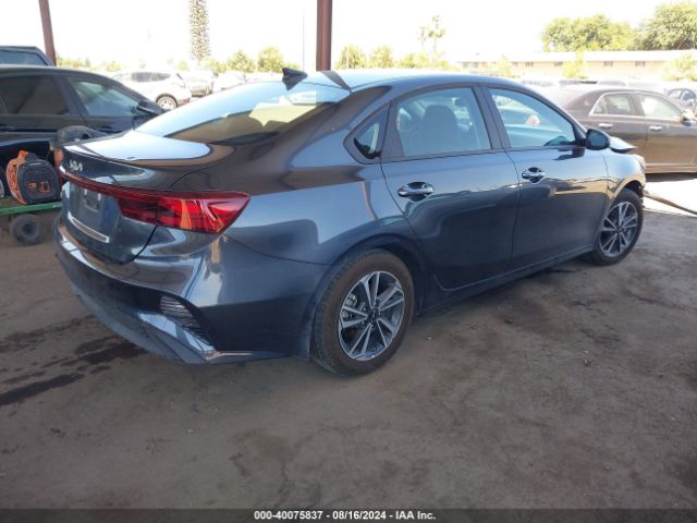 Photo 3 VIN: 3KPF24AD9RE749347 - KIA FORTE 