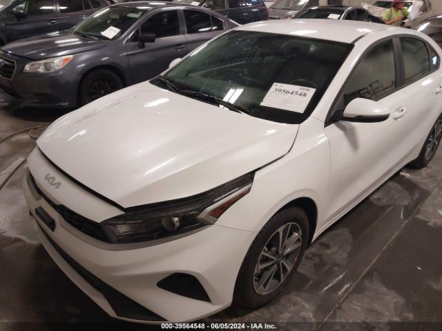 Photo 5 VIN: 3KPF24AD9RE751454 - KIA FORTE 