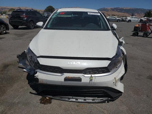 Photo 4 VIN: 3KPF24AD9RE763975 - KIA FORTE LX 