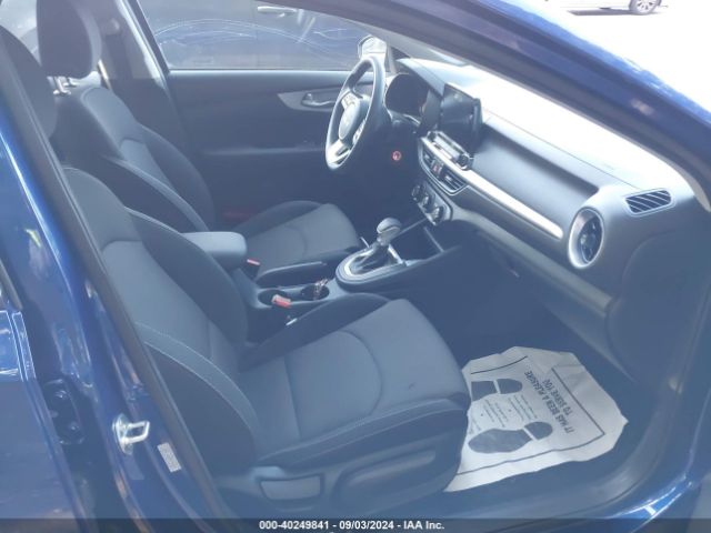 Photo 4 VIN: 3KPF24AD9RE790531 - KIA FORTE 