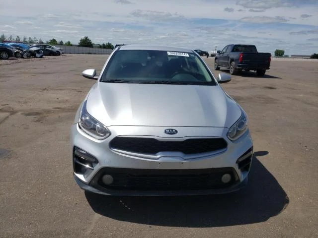 Photo 4 VIN: 3KPF24ADXKE010462 - KIA FORTE FE 