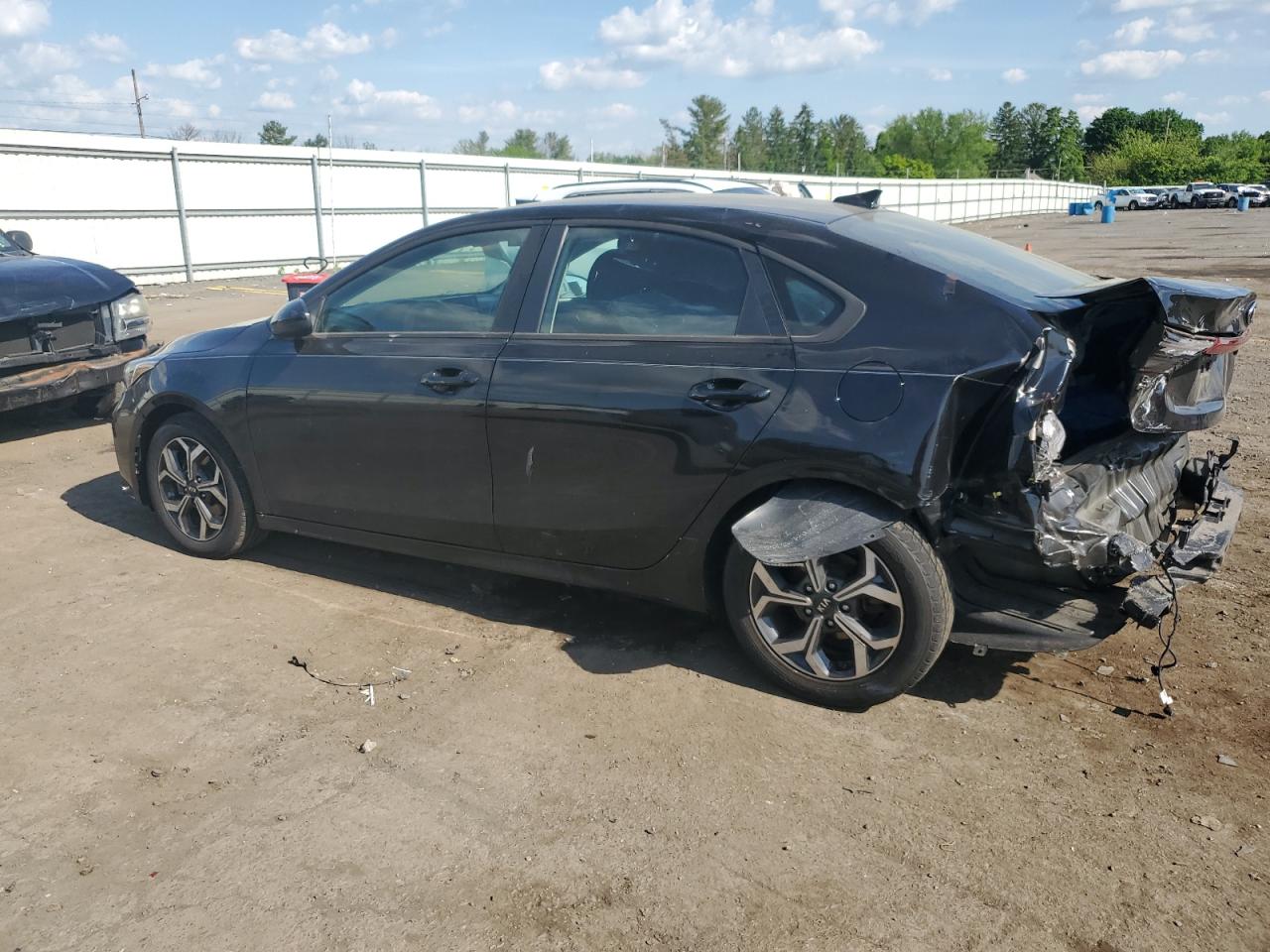 Photo 1 VIN: 3KPF24ADXKE033191 - KIA FORTE 