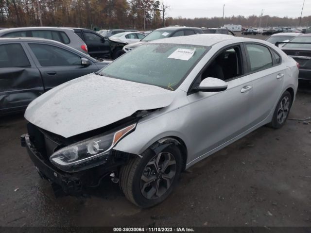 Photo 1 VIN: 3KPF24ADXKE040528 - KIA FORTE 