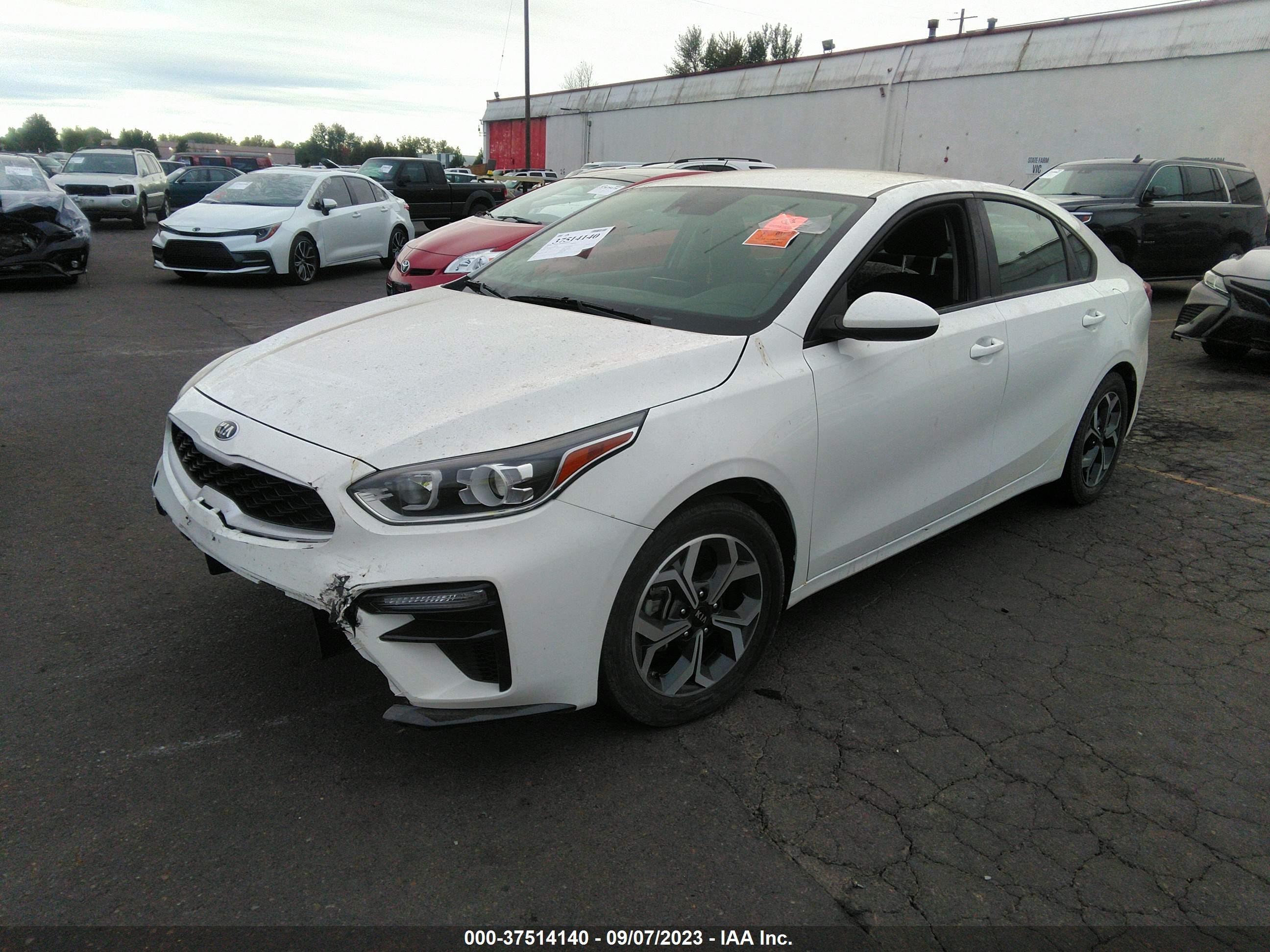 Photo 1 VIN: 3KPF24ADXKE043039 - KIA FORTE 