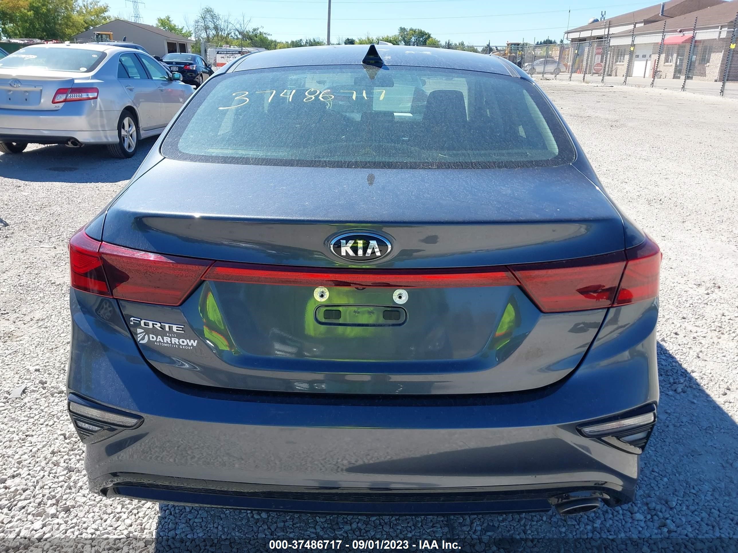 Photo 15 VIN: 3KPF24ADXKE058107 - KIA FORTE 