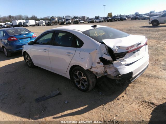 Photo 2 VIN: 3KPF24ADXKE059628 - KIA FORTE 