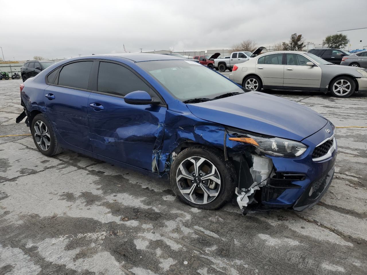 Photo 3 VIN: 3KPF24ADXME262540 - KIA FORTE 