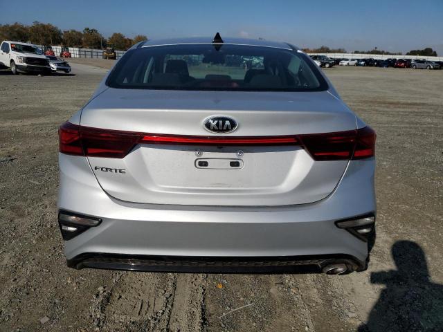 Photo 5 VIN: 3KPF24ADXME283968 - KIA FORTE FE 