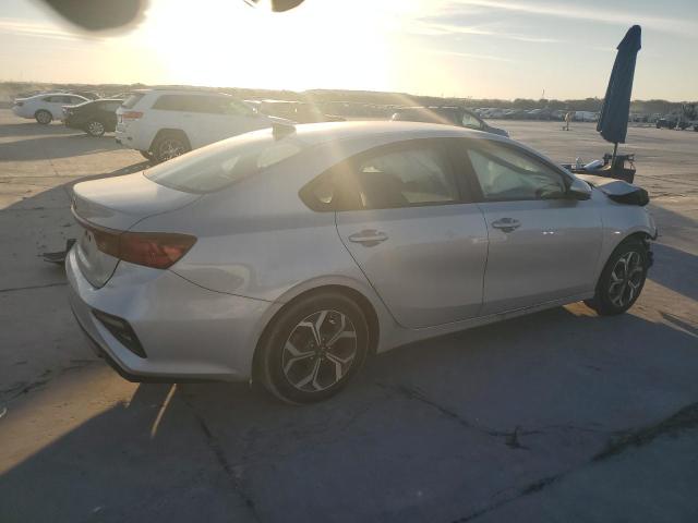 Photo 2 VIN: 3KPF24ADXME294386 - KIA FORTE FE 