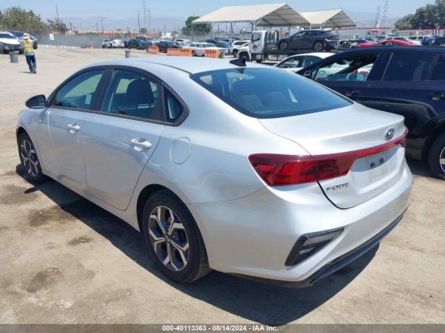 Photo 2 VIN: 3KPF24ADXME296090 - KIA FORTE 