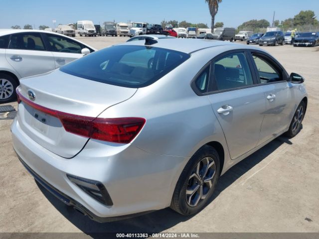 Photo 3 VIN: 3KPF24ADXME296090 - KIA FORTE 