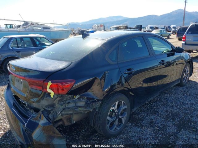 Photo 3 VIN: 3KPF24ADXME307654 - KIA FORTE 