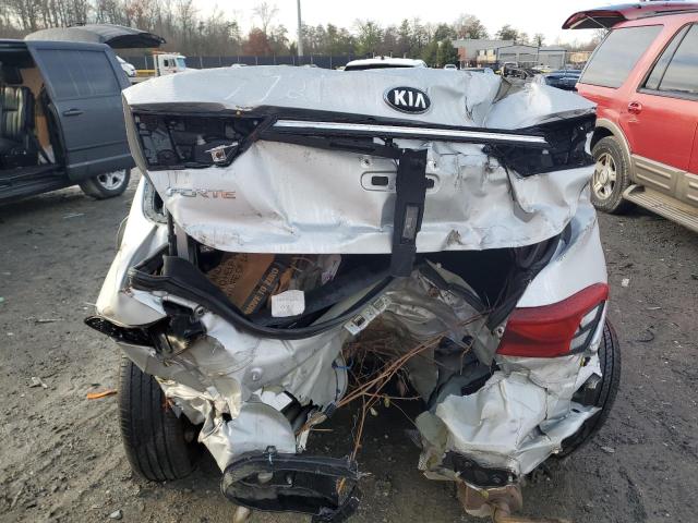 Photo 5 VIN: 3KPF24ADXME307721 - KIA FORTE 