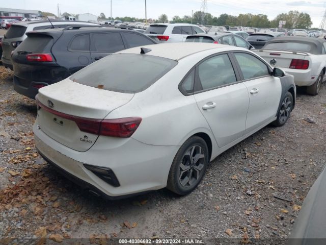 Photo 3 VIN: 3KPF24ADXME313972 - KIA FORTE 