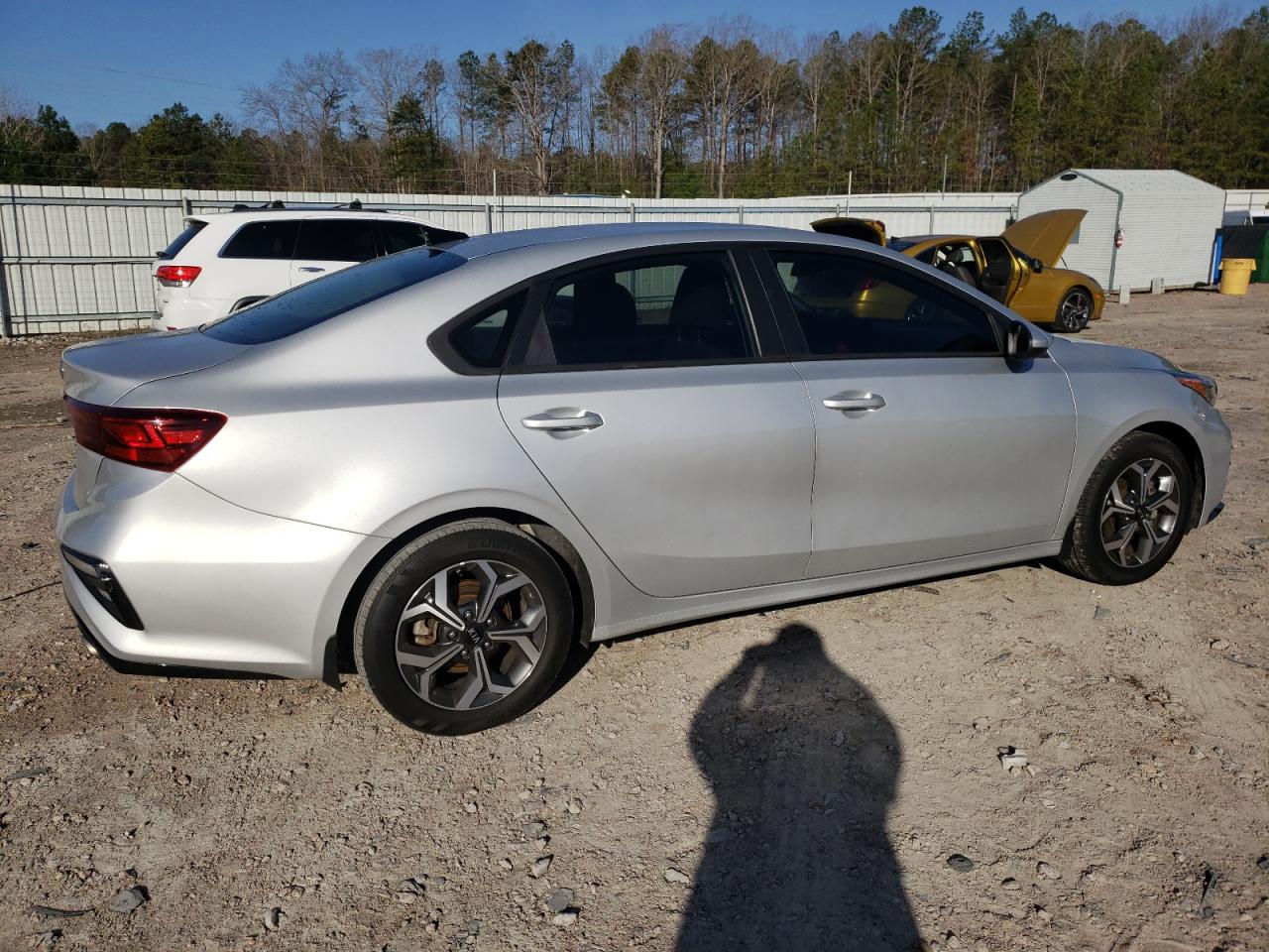 Photo 2 VIN: 3KPF24ADXME337253 - KIA FORTE 