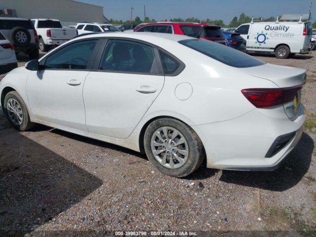 Photo 2 VIN: 3KPF24ADXME344722 - KIA FORTE 