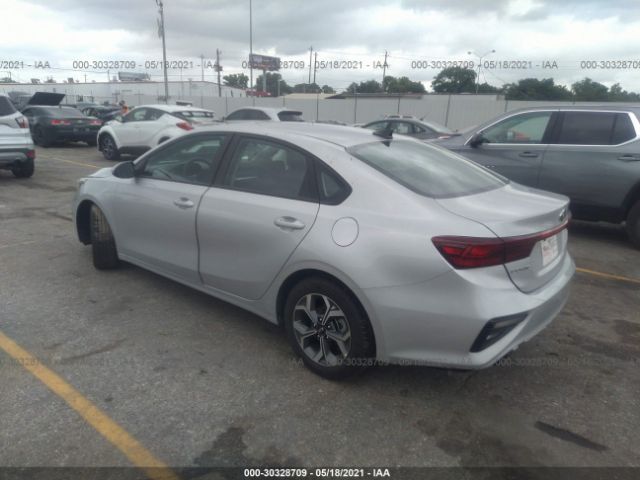 Photo 2 VIN: 3KPF24ADXME345451 - KIA FORTE 