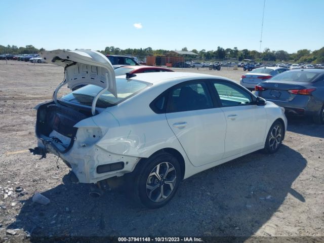 Photo 3 VIN: 3KPF24ADXME353064 - KIA FORTE 