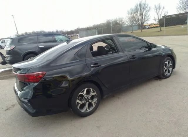 Photo 3 VIN: 3KPF24ADXME359057 - KIA FORTE 