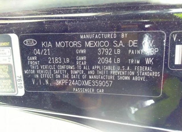 Photo 8 VIN: 3KPF24ADXME359057 - KIA FORTE 