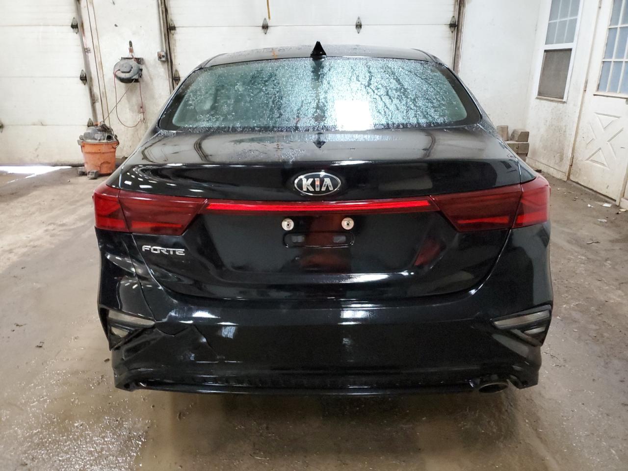 Photo 5 VIN: 3KPF24ADXME376988 - KIA FORTE 