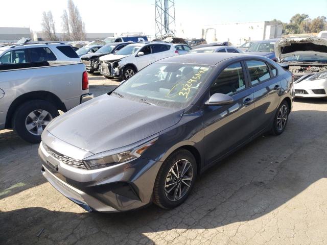 Photo 1 VIN: 3KPF24ADXNE418142 - KIA FORTE FE 