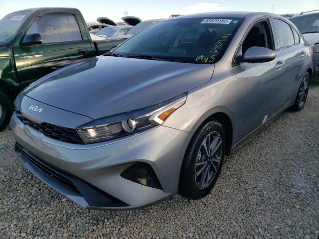 Photo 1 VIN: 3KPF24ADXNE481869 - KIA FORTE FE 