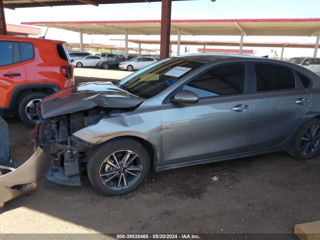 Photo 5 VIN: 3KPF24ADXNE492614 - KIA FORTE 