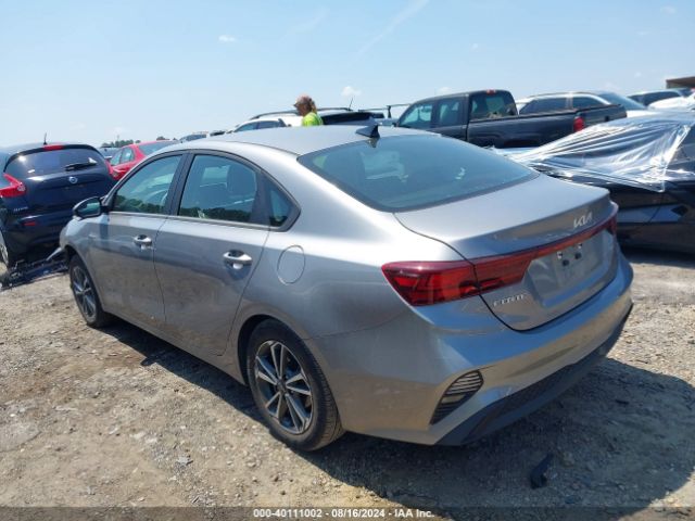 Photo 2 VIN: 3KPF24ADXPE569727 - KIA FORTE 