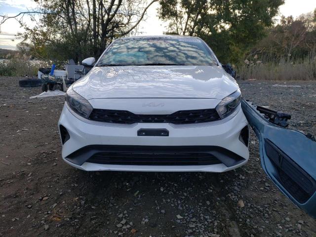 Photo 4 VIN: 3KPF24ADXPE572210 - KIA FORTE 