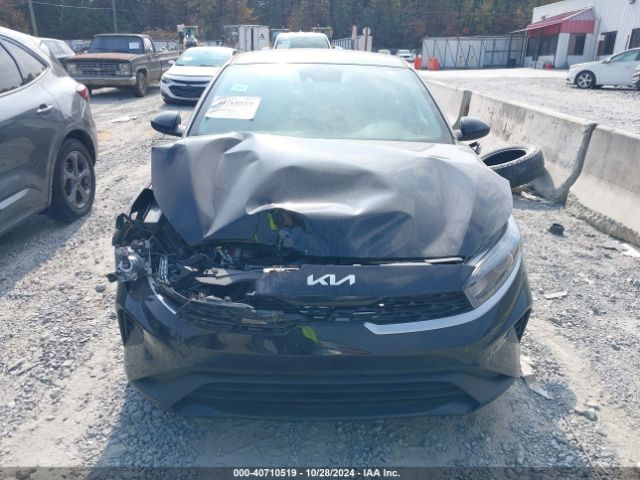 Photo 5 VIN: 3KPF24ADXPE581621 - KIA FORTE 