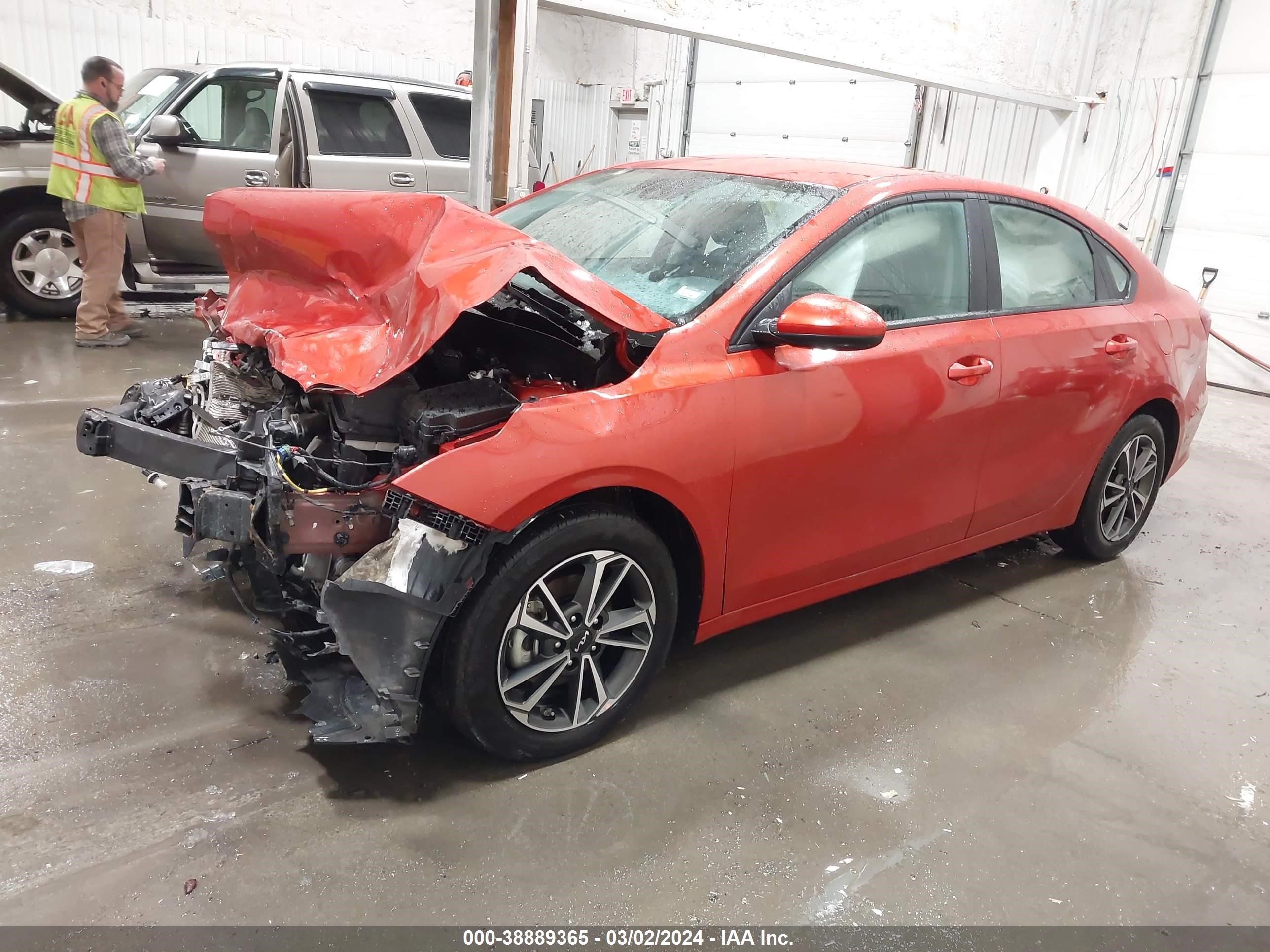 Photo 1 VIN: 3KPF24ADXPE609658 - KIA FORTE 