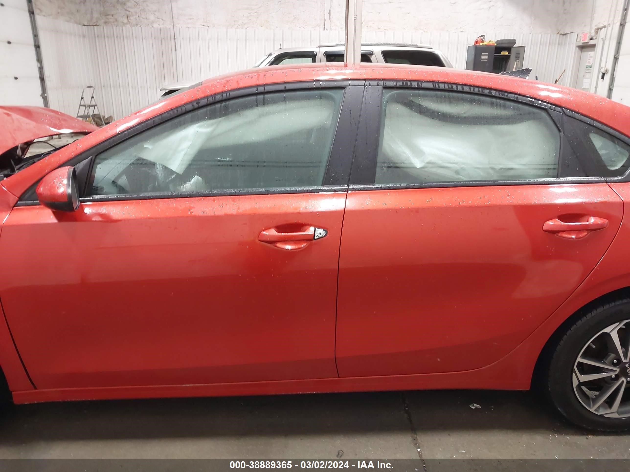 Photo 13 VIN: 3KPF24ADXPE609658 - KIA FORTE 