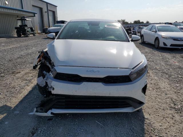 Photo 4 VIN: 3KPF24ADXPE620367 - KIA FORTE LX 