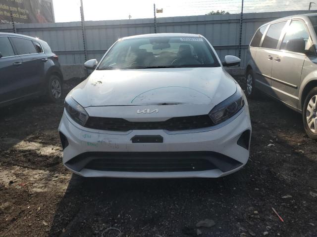 Photo 4 VIN: 3KPF24ADXPE631336 - KIA FORTE LX 