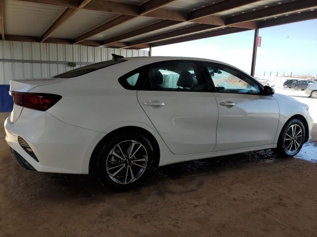 Photo 2 VIN: 3KPF24ADXPE633846 - KIA FORTE LX 