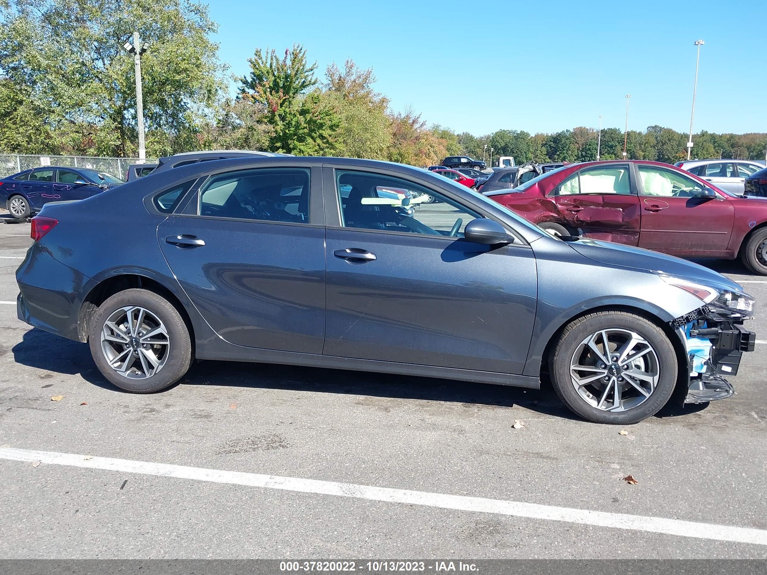 Photo 12 VIN: 3KPF24ADXPE636214 - KIA FORTE 