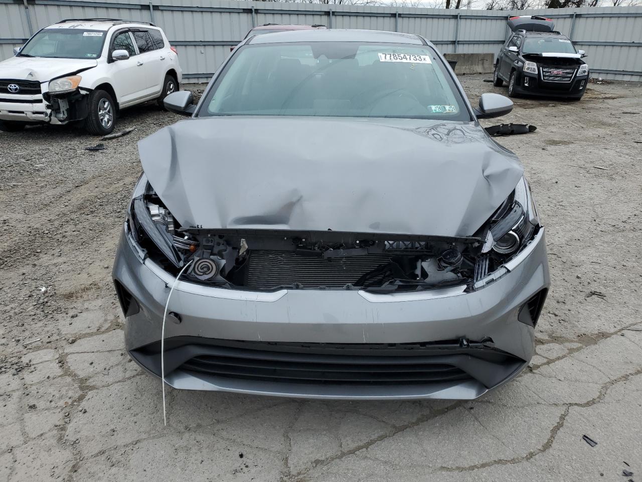 Photo 4 VIN: 3KPF24ADXPE645012 - KIA FORTE 