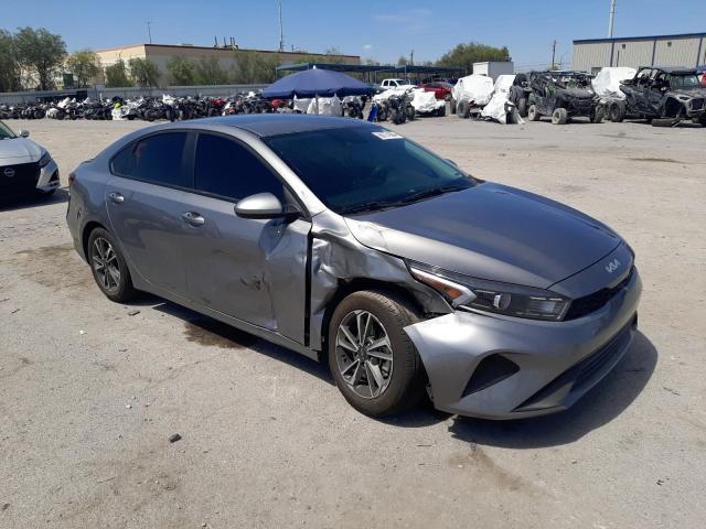 Photo 3 VIN: 3KPF24ADXPE686529 - KIA FORTE 