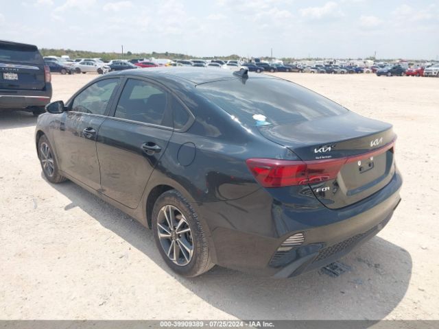 Photo 2 VIN: 3KPF24ADXRE749387 - KIA FORTE 