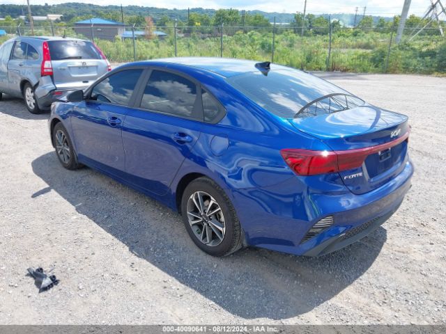 Photo 2 VIN: 3KPF24ADXRE758008 - KIA FORTE 