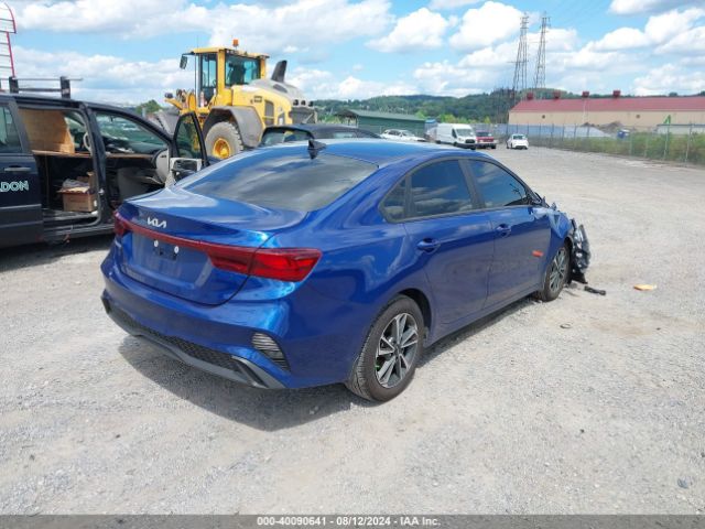 Photo 3 VIN: 3KPF24ADXRE758008 - KIA FORTE 