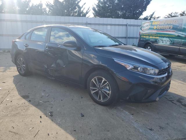 Photo 3 VIN: 3KPF24ADXRE764777 - KIA FORTE LX 