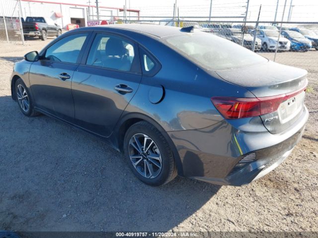 Photo 2 VIN: 3KPF24ADXRE778470 - KIA FORTE 