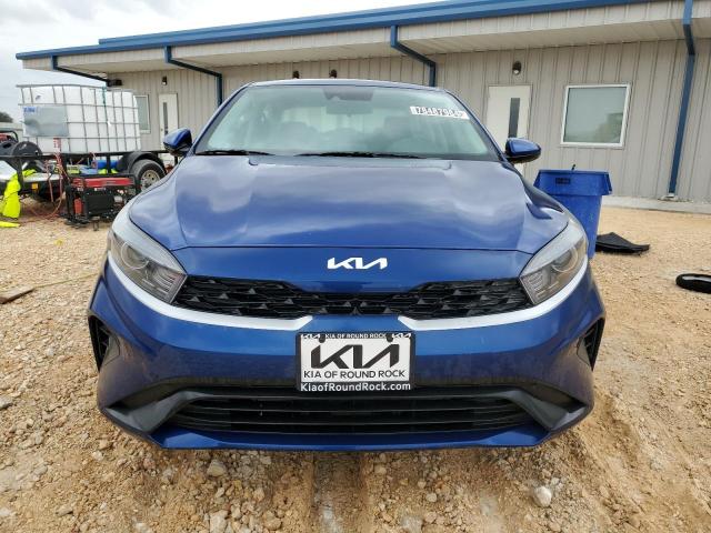 Photo 4 VIN: 3KPF24ADXRE808390 - KIA FORTE LX 