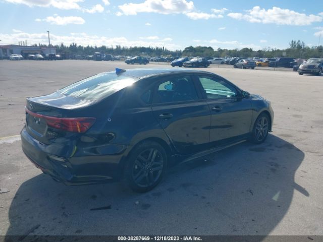 Photo 3 VIN: 3KPF34AD0ME322385 - KIA FORTE 